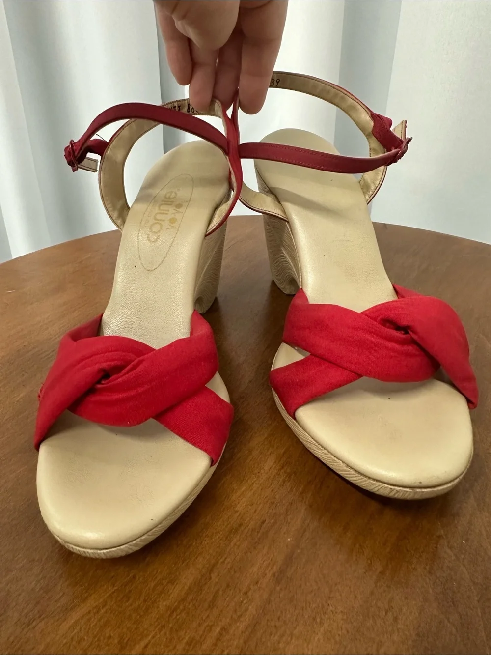 Vintage Connie YoYo Red Knotted Ankle-Strap Wedges size 8.5 retro